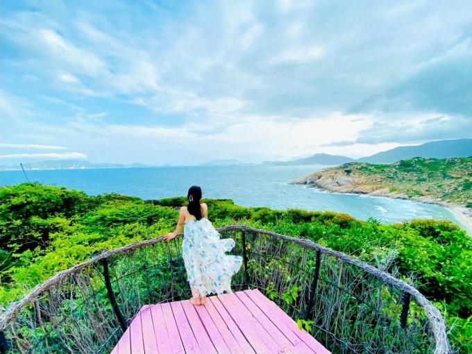 vietravel-de-xuat-4-dia-diem-du-lich-hap-dan-trong-mua-he-108